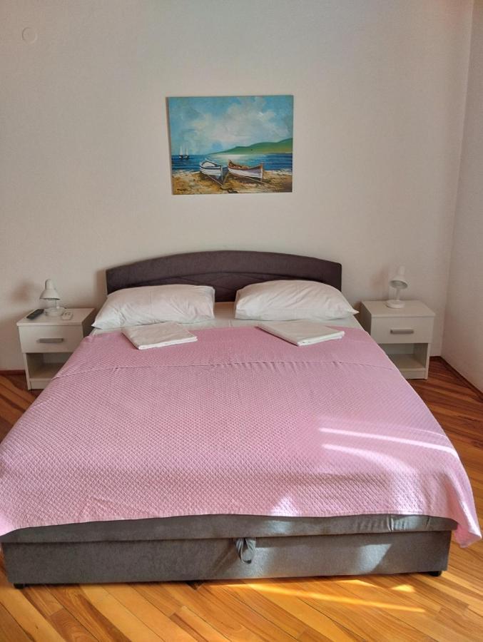 Ruza I Natalija Apartman Karlobag Kültér fotó