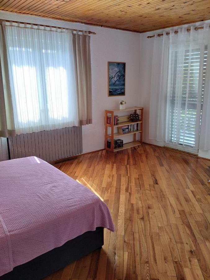 Ruza I Natalija Apartman Karlobag Kültér fotó